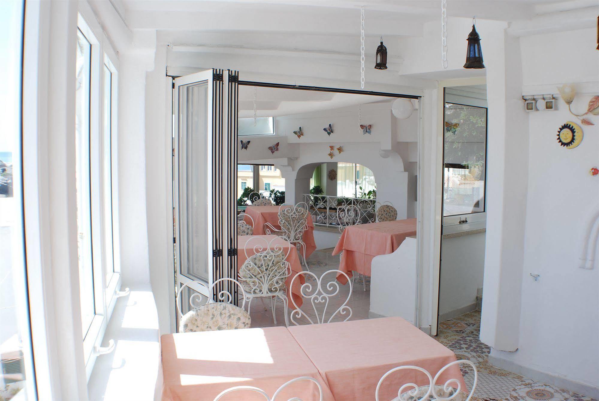 Hotel La Palma Sant'Angelo (Isola d'Ischia) Exterior foto