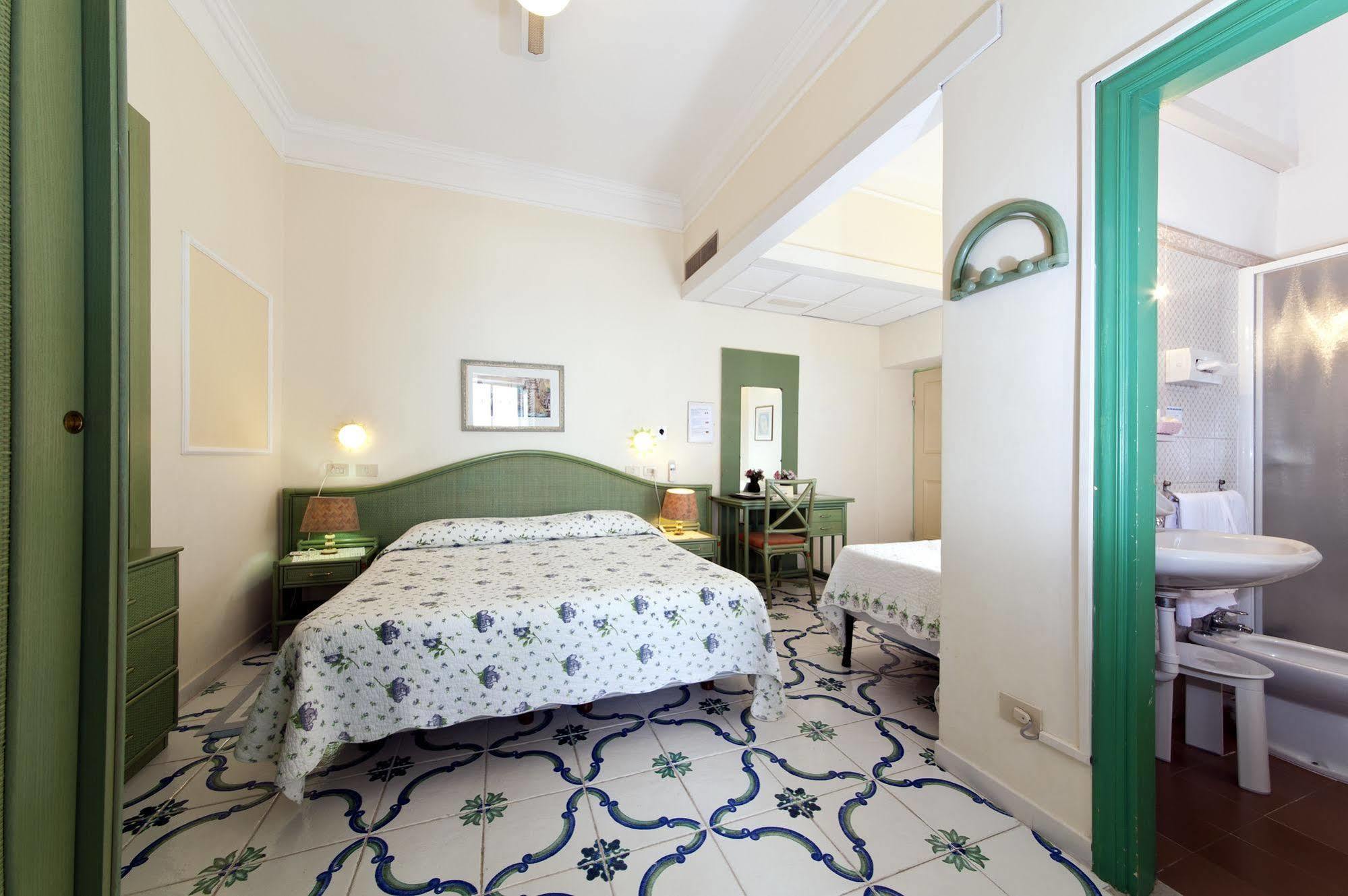 Hotel La Palma Sant'Angelo (Isola d'Ischia) Exterior foto